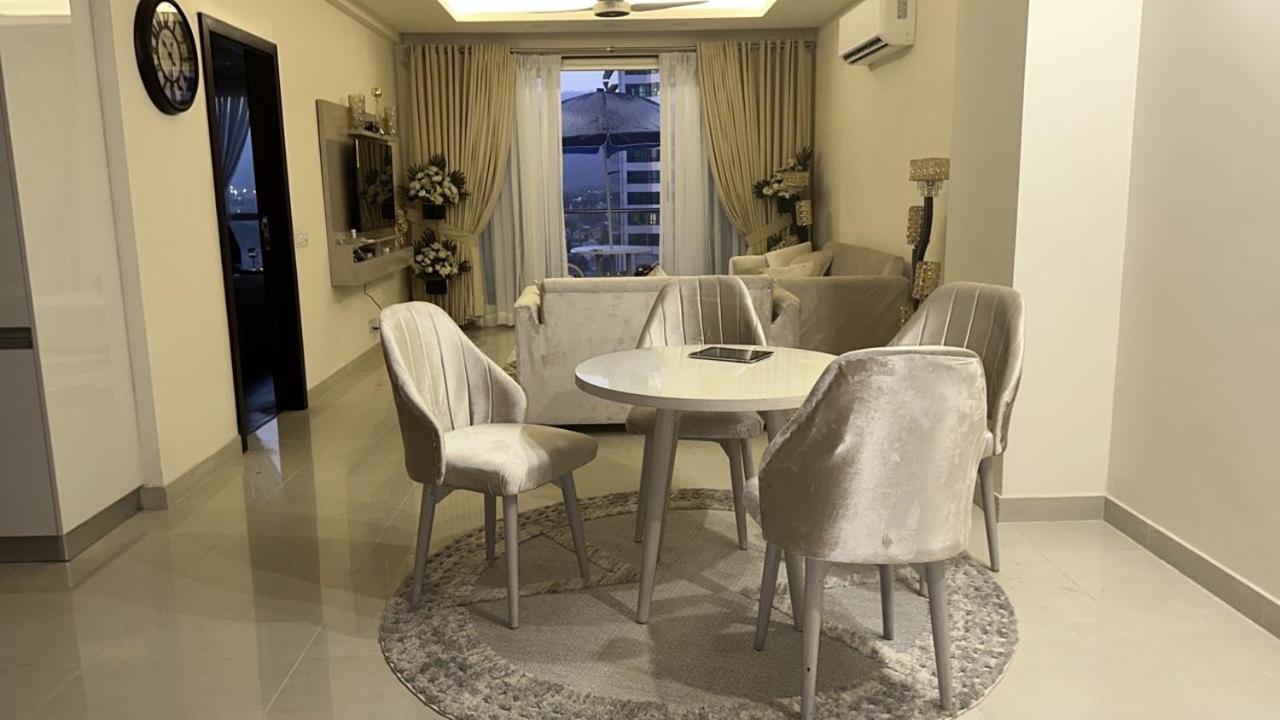 Experience Luxury Living With City Views At Elysium Tower Apartment Islamabad Exterior photo